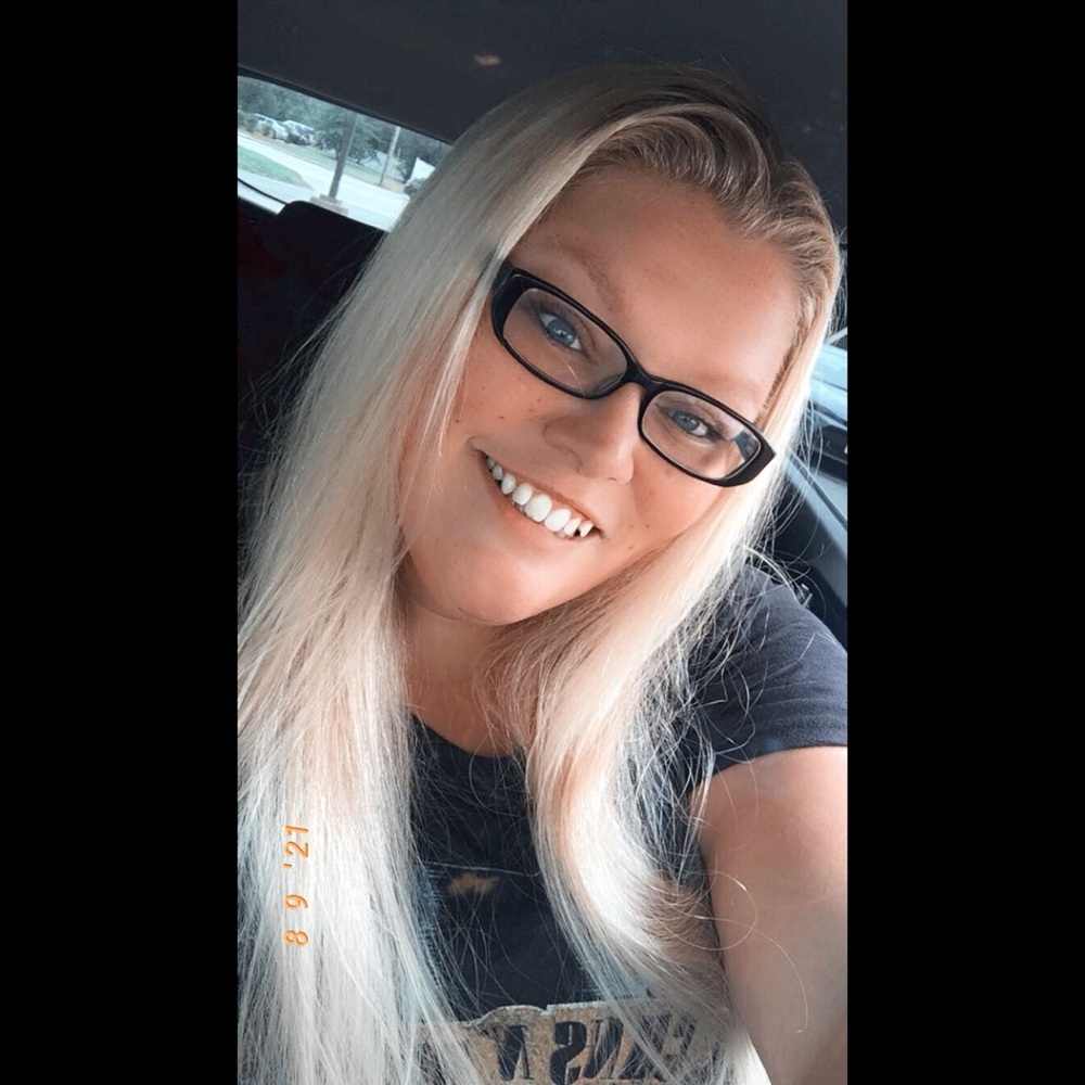 Meet your Posher, Samantha